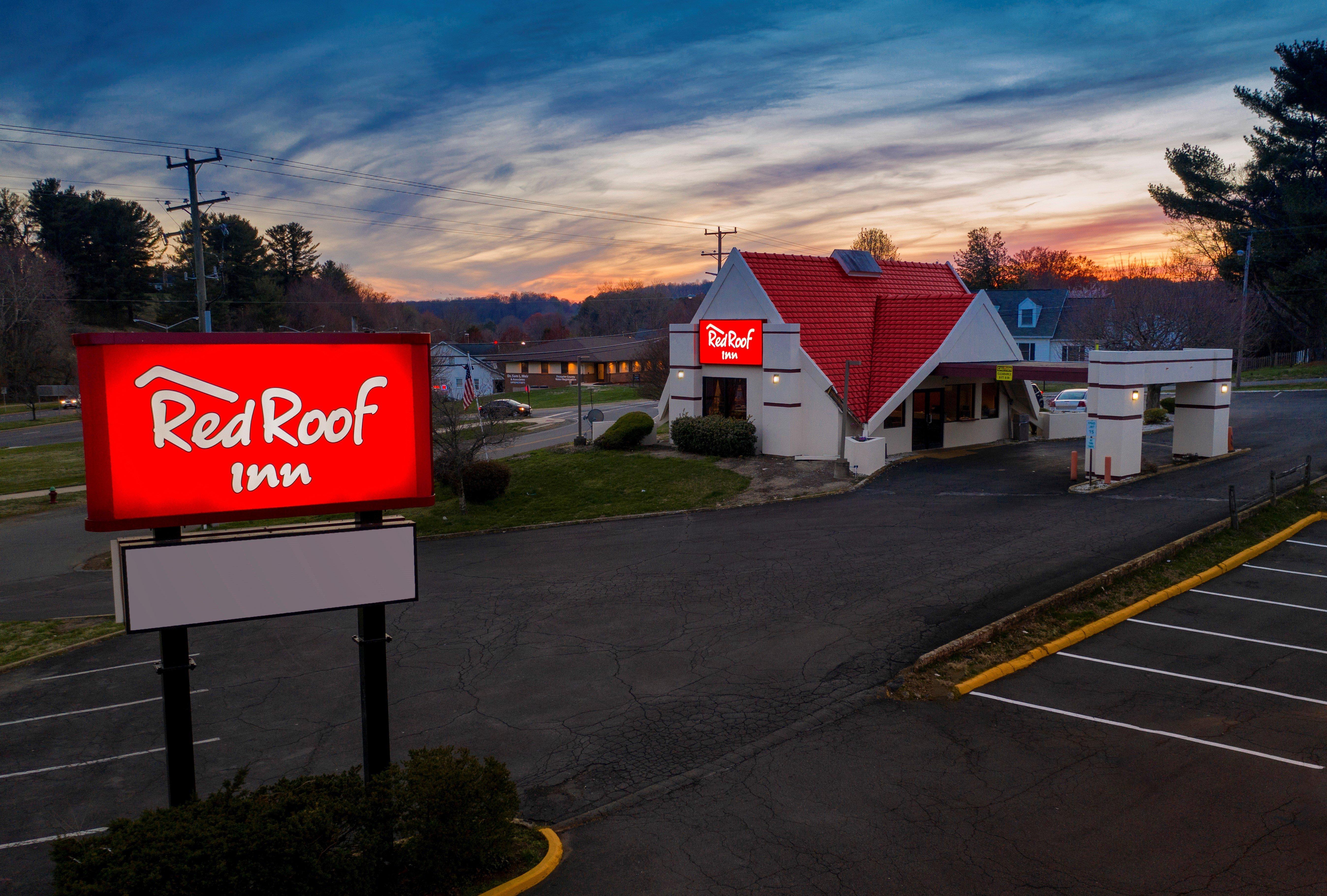 Red Roof Inn Warrenton Extérieur photo